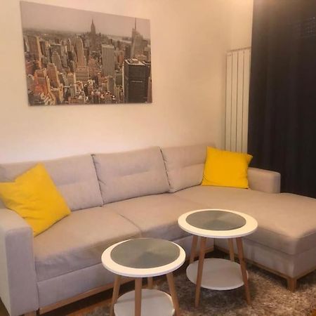 Apartman Arena-Velesajam Vito Zagreb Extérieur photo