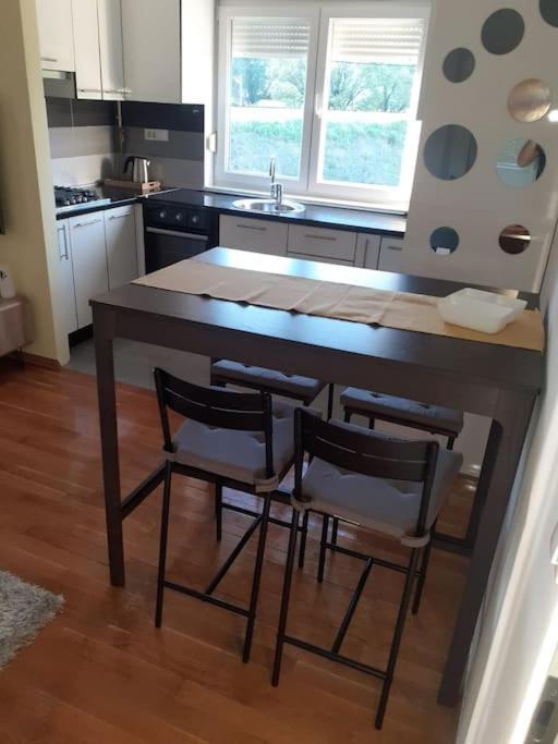 Apartman Arena-Velesajam Vito Zagreb Extérieur photo